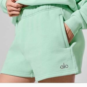 ALO Acolade Women's Spearmint Green Athletic Shorts & Cropped Sweater